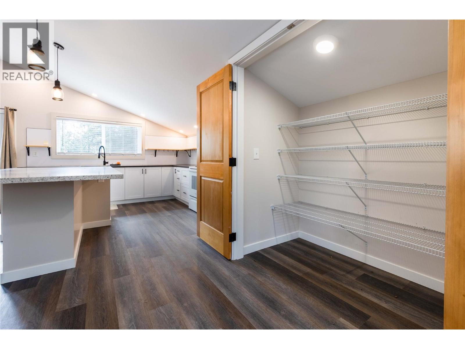  3230 Salmon River Road, Salmon Arm