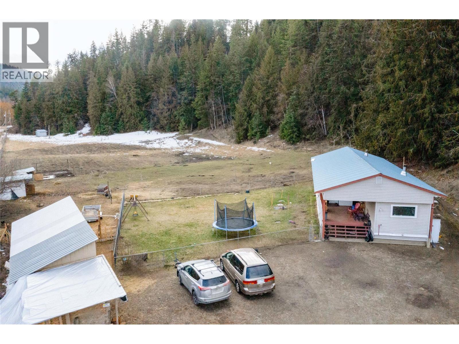  3230 Salmon River Road, Salmon Arm