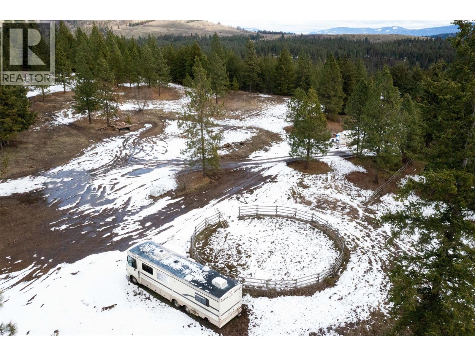  3230 Salmon River Road, Salmon Arm