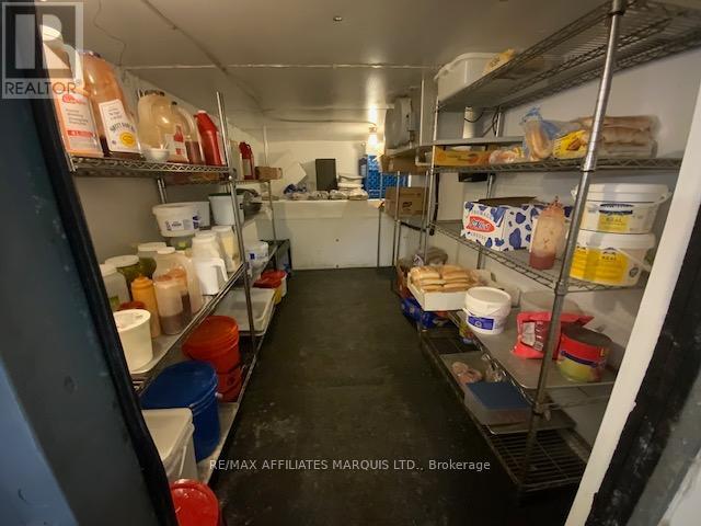 309 PITT STREET E — photo 22