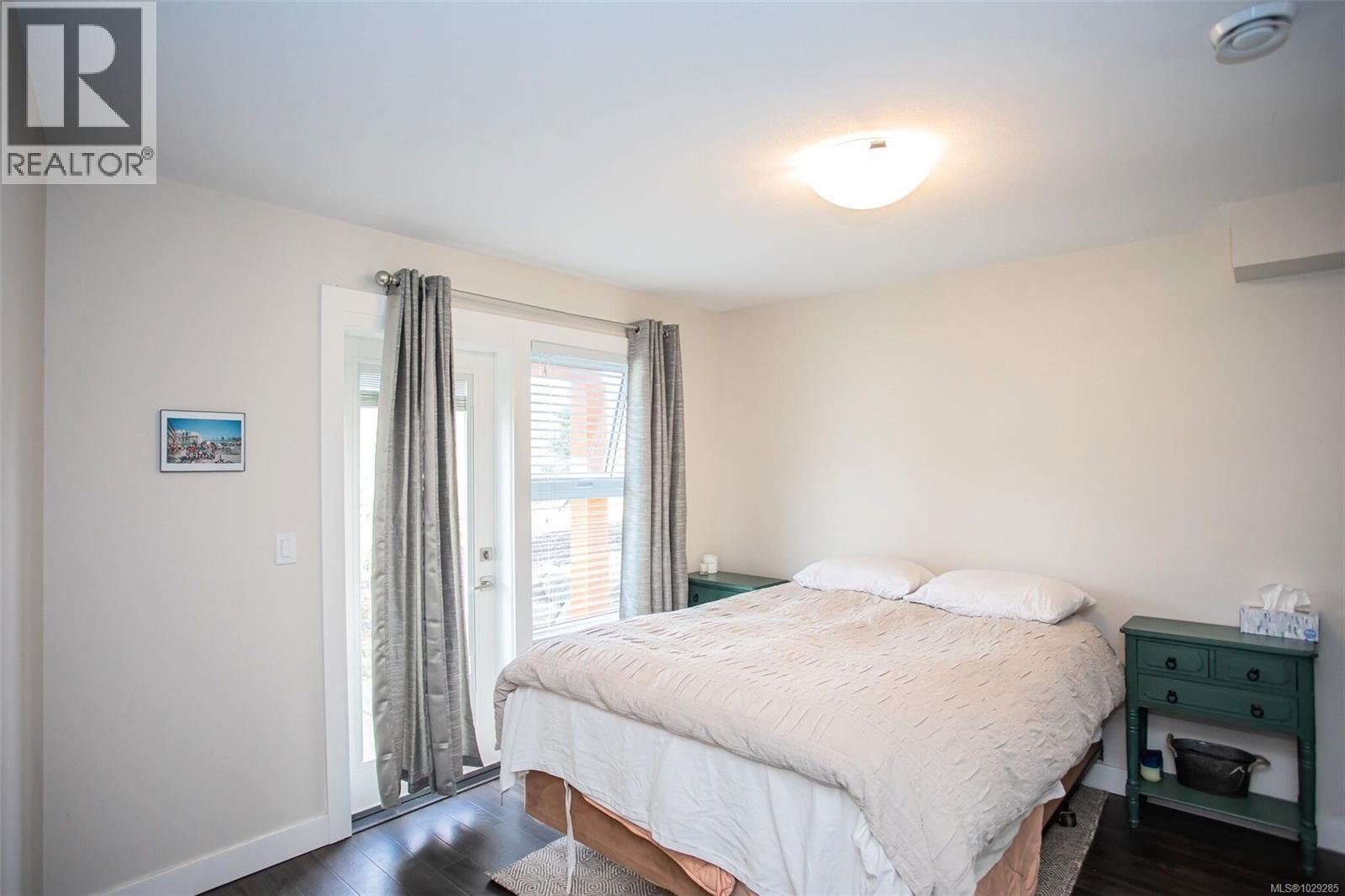 #106 1800 Summerhill Pl - 19