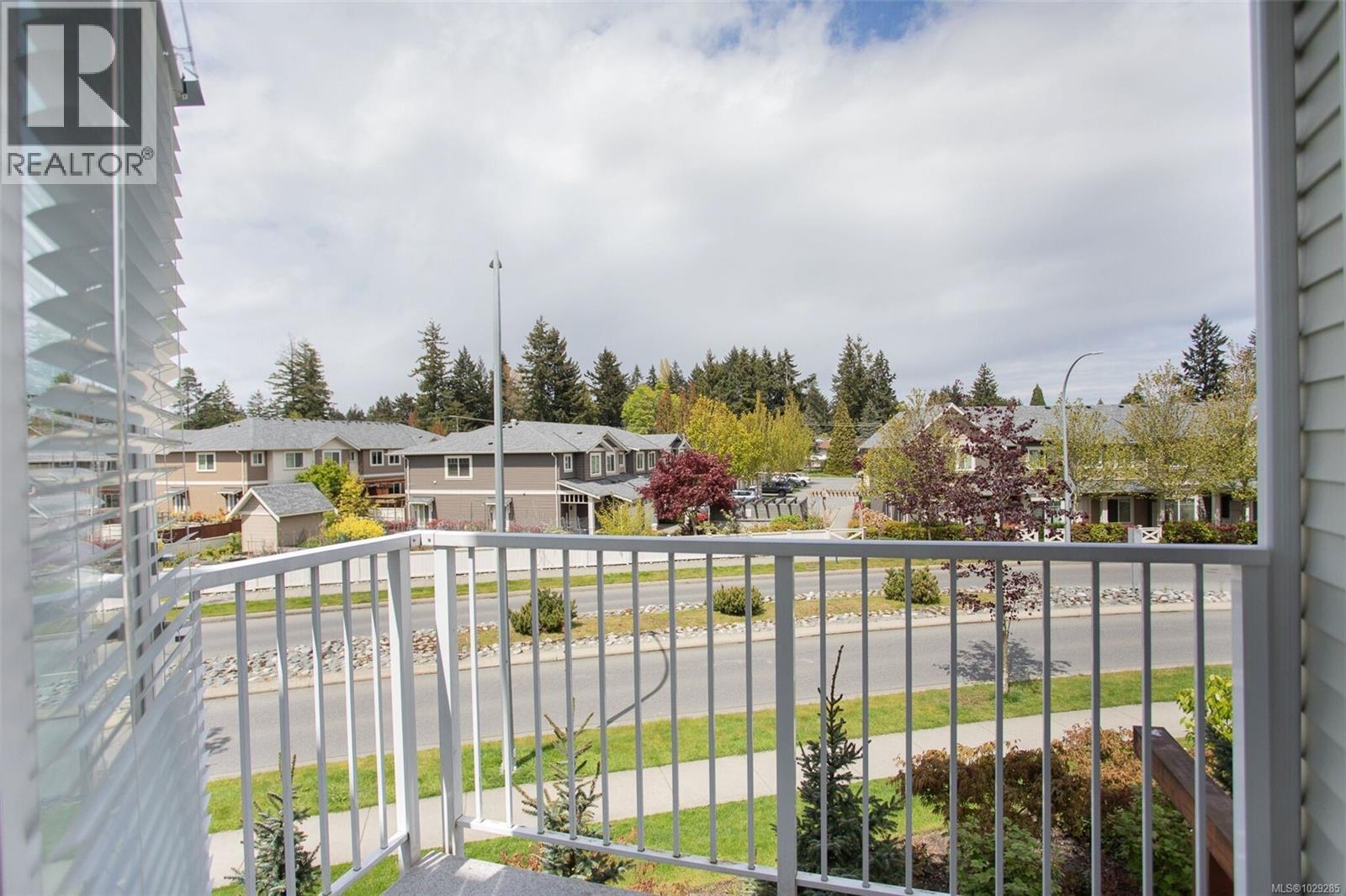 #106 1800 SUMMERHILL PL - 20