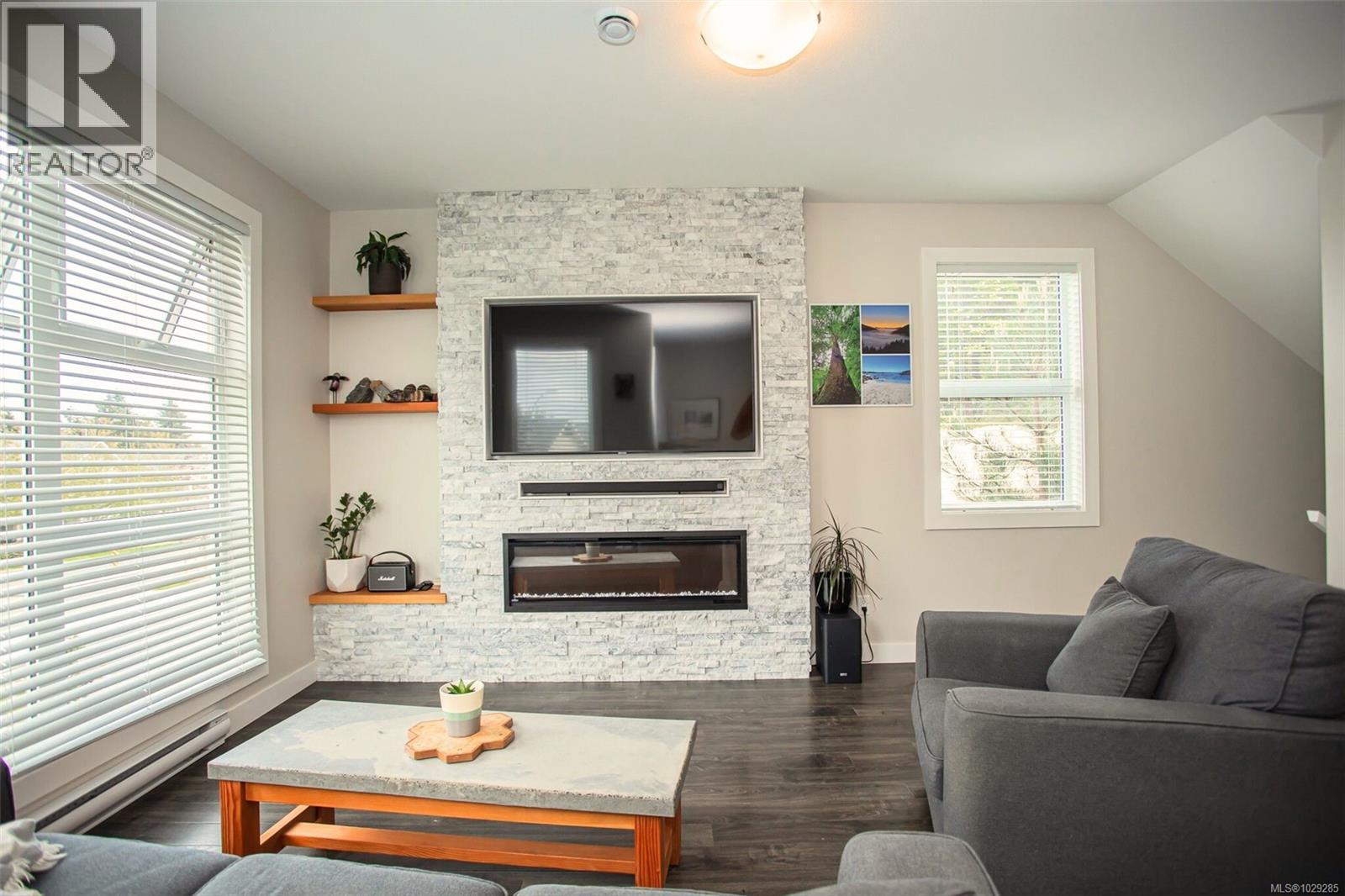 #106 1800 SUMMERHILL PL - 8