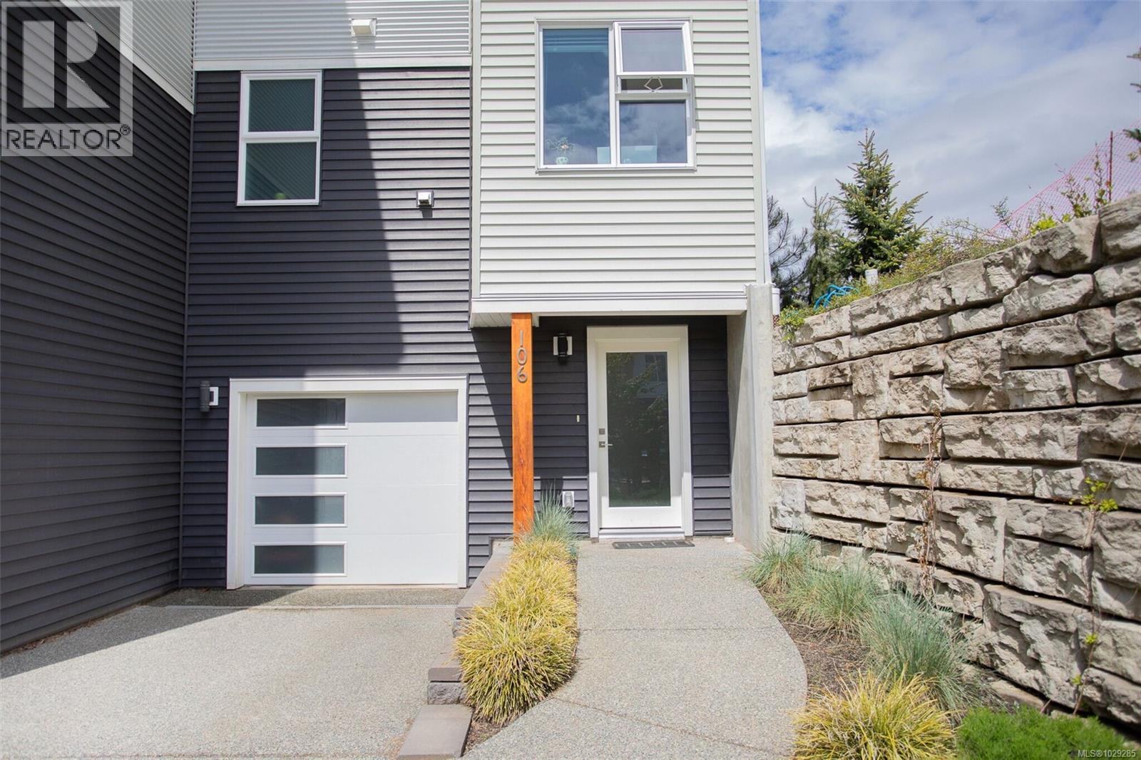 #106 1800 Summerhill Pl - 3