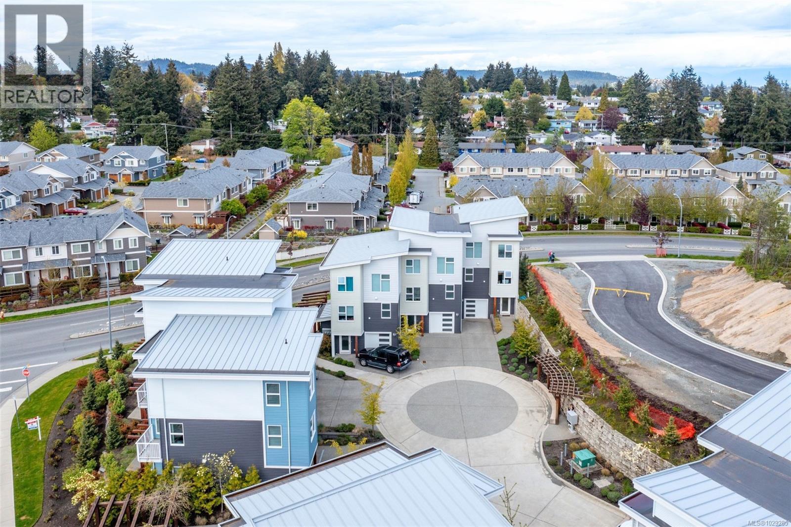 #106 1800 SUMMERHILL PL - 29