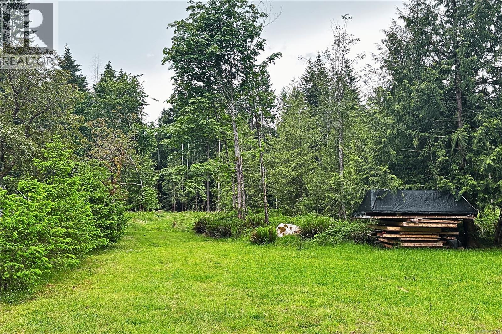 Lot B Island Hwy W — photo 11