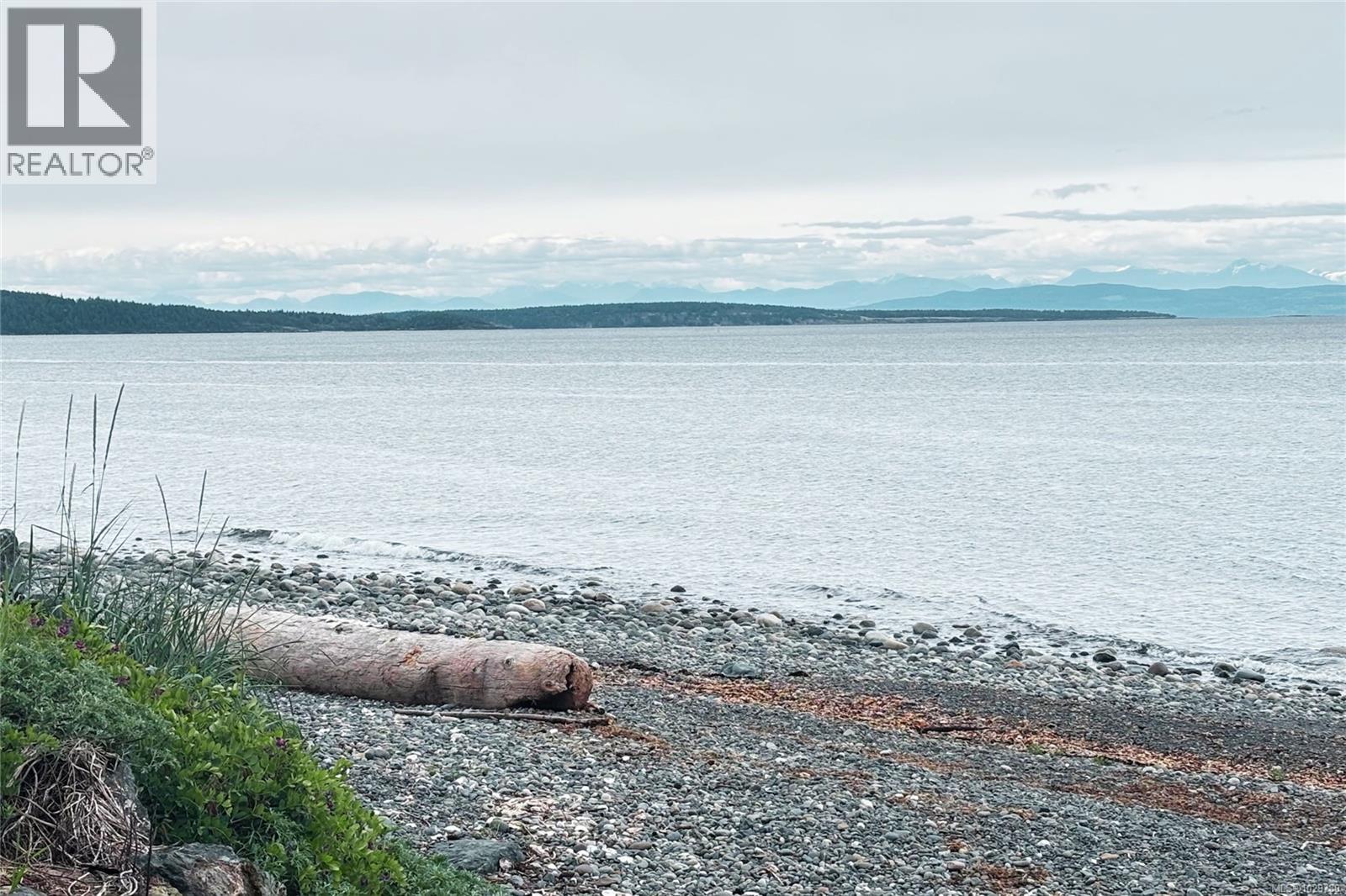 Lot B Island Hwy W — photo 24