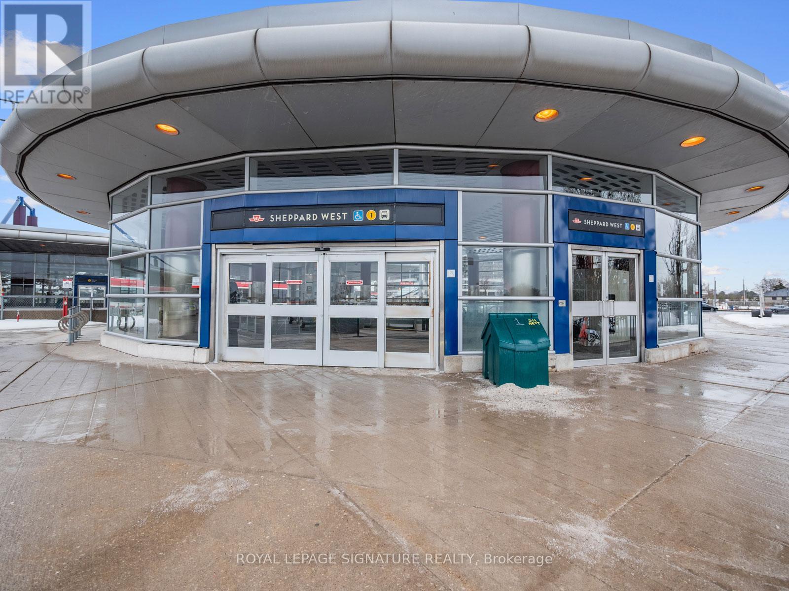 324 – 701 SHEPPARD AVENUE W, Toronto (Clanton Park), Ontario