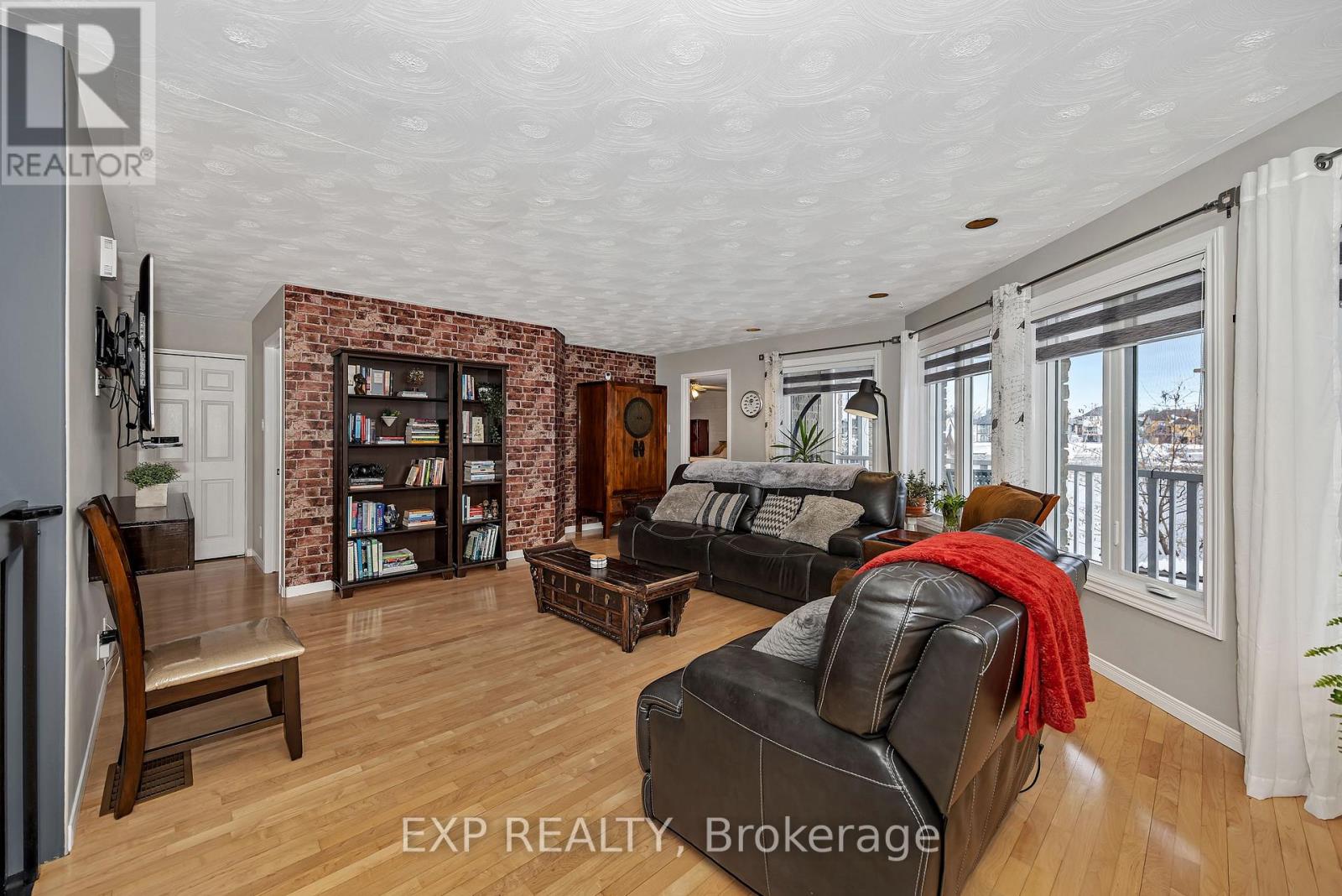 806 LAVAL STREET - 13