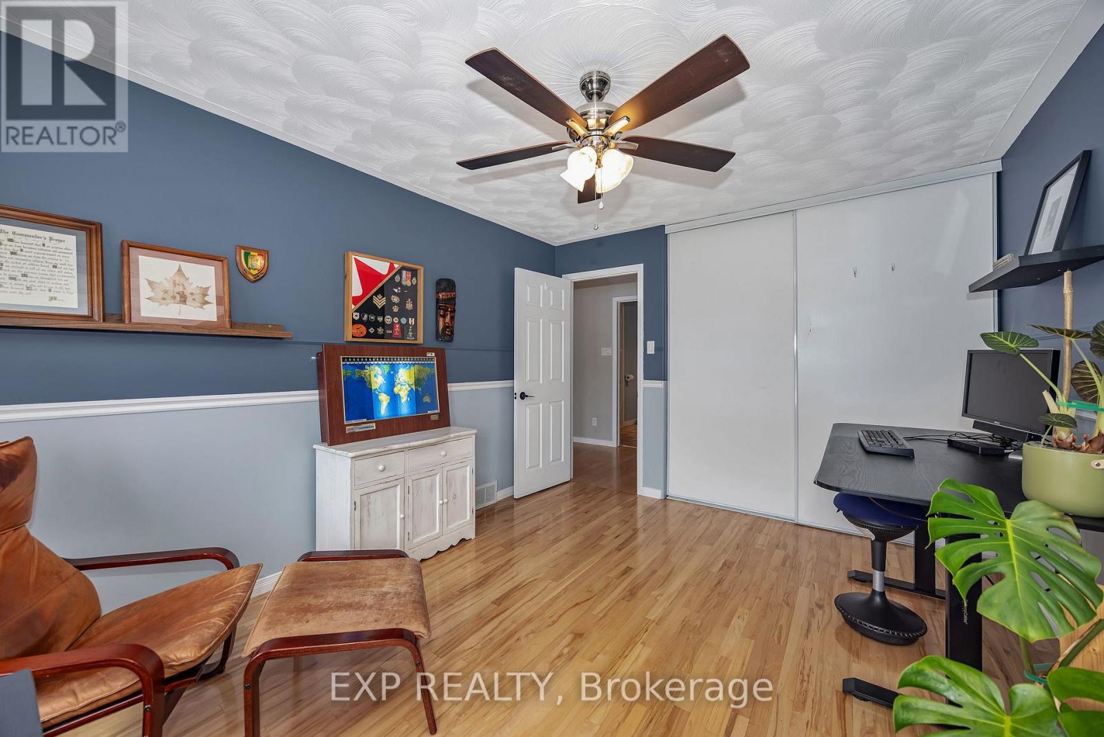 806 LAVAL STREET - 23