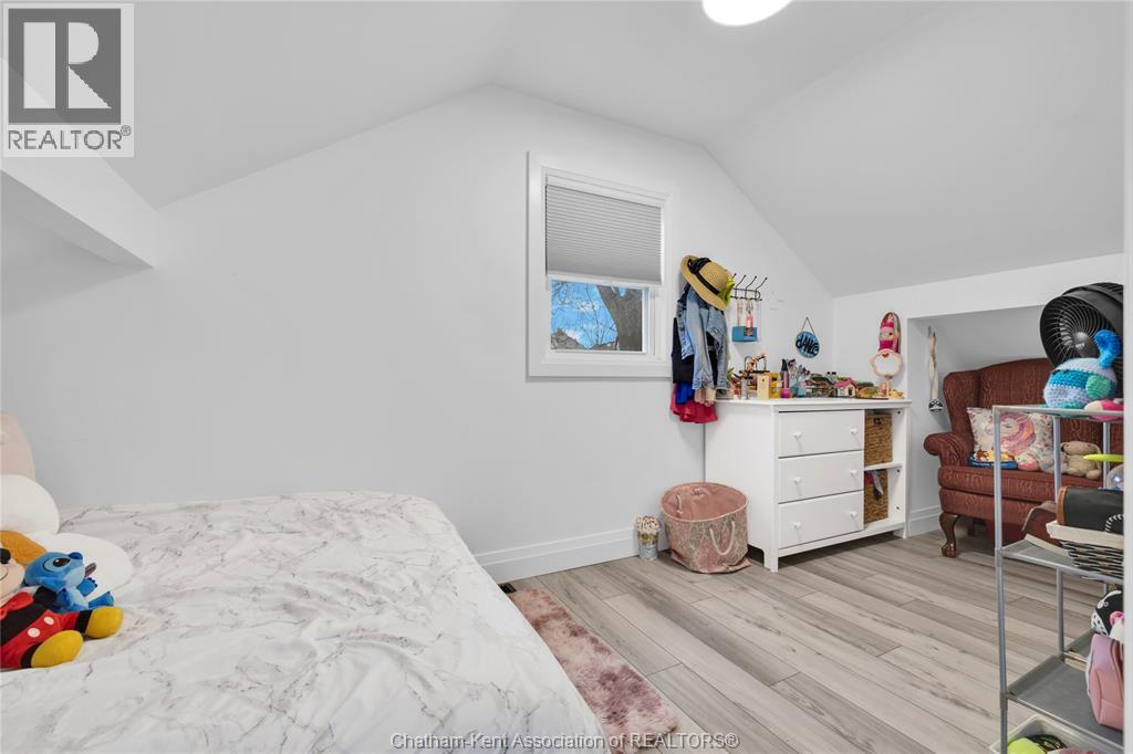6 St Marie STREET - 21