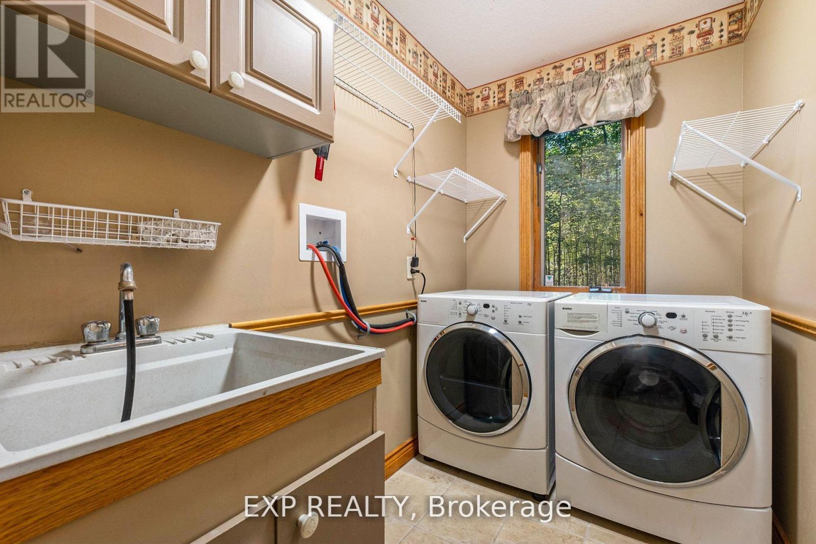 325 HASKINS ROAD — photo 13