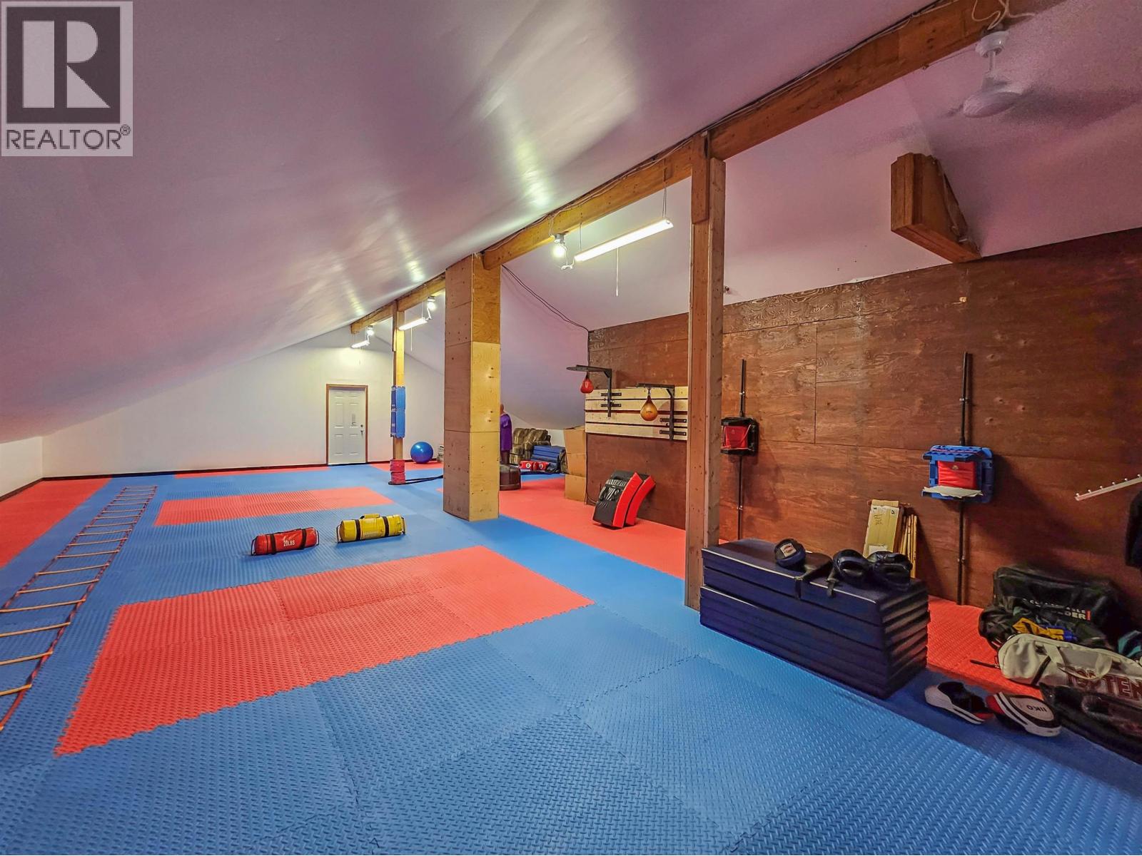 2805 DOHLER Road, Smithers