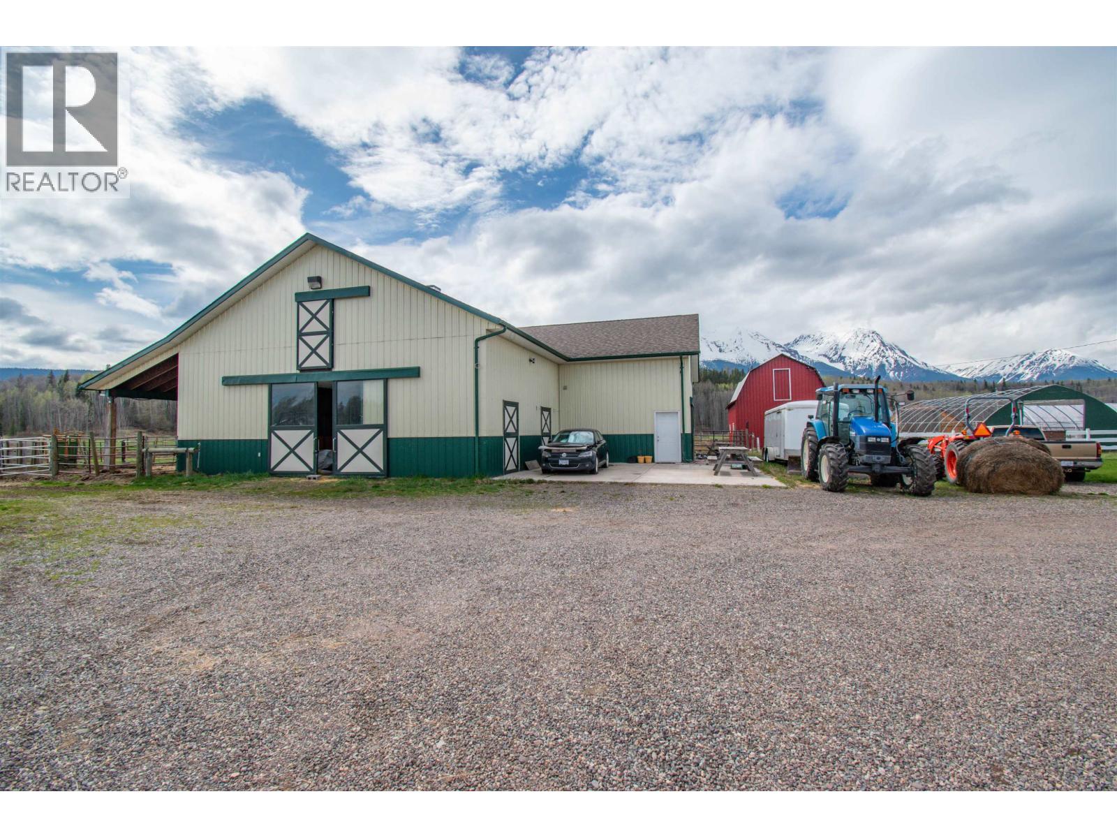 2805 DOHLER Road, Smithers