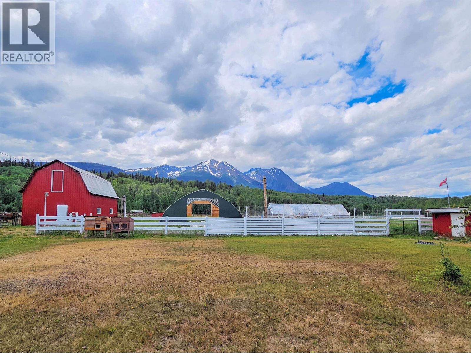 2805 DOHLER Road, Smithers