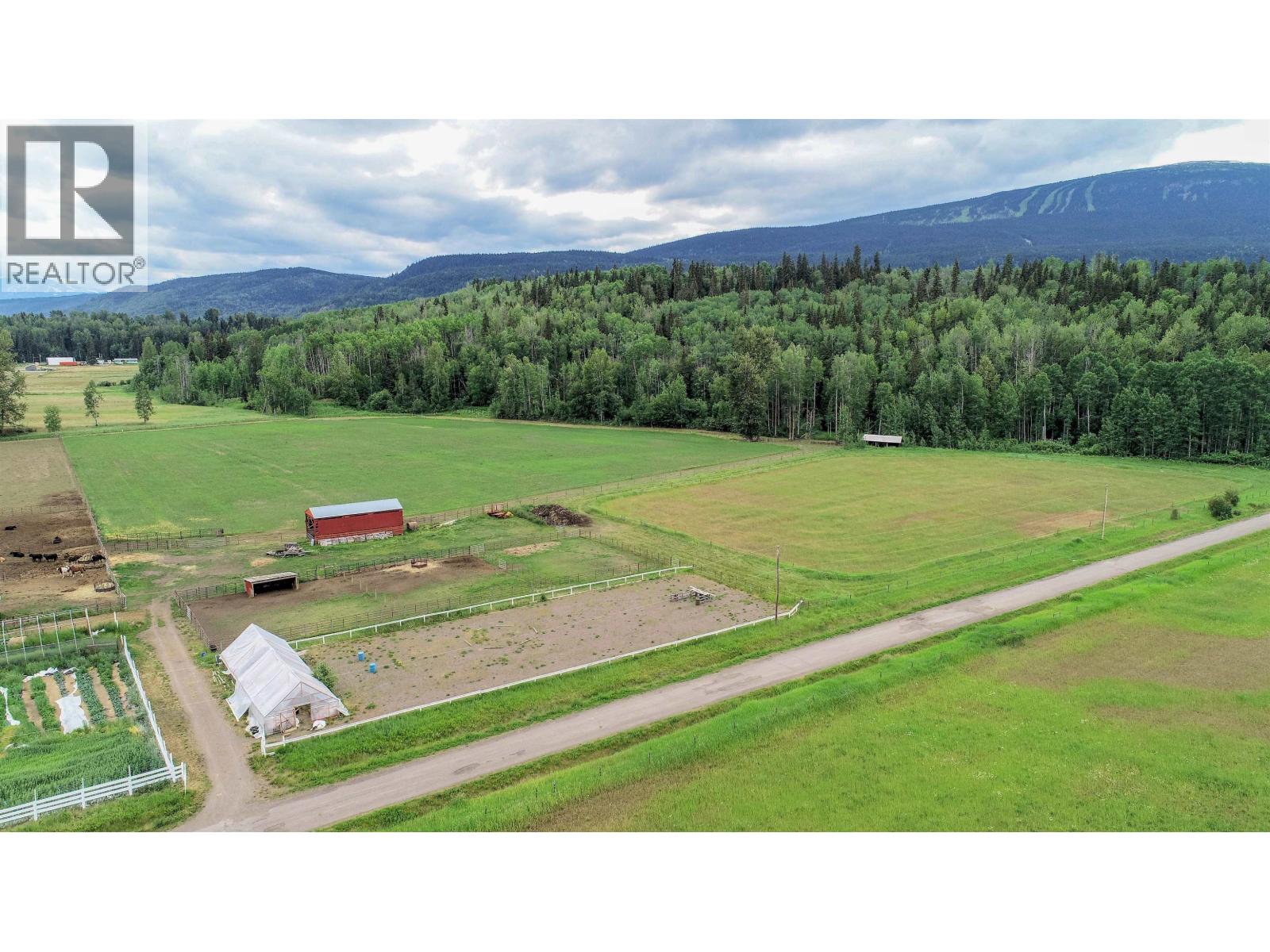 2805 DOHLER Road, Smithers