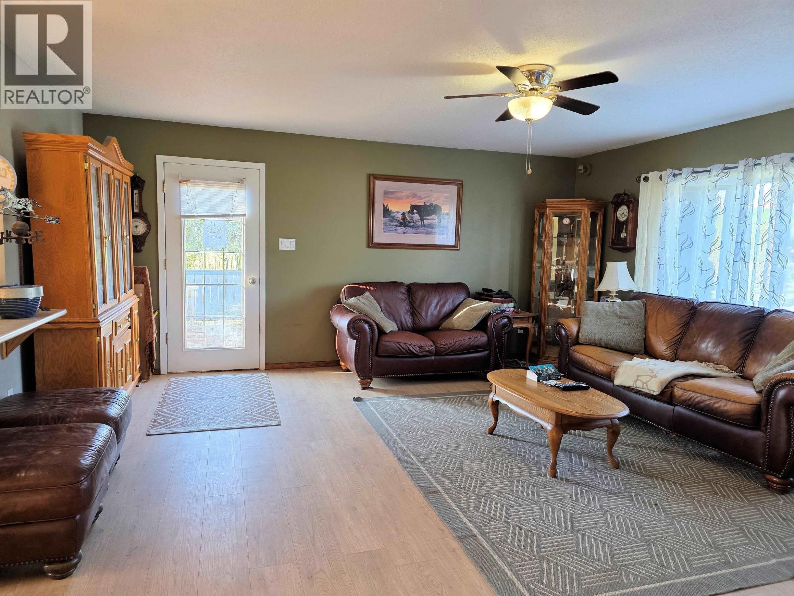 2805 DOHLER Road, Smithers