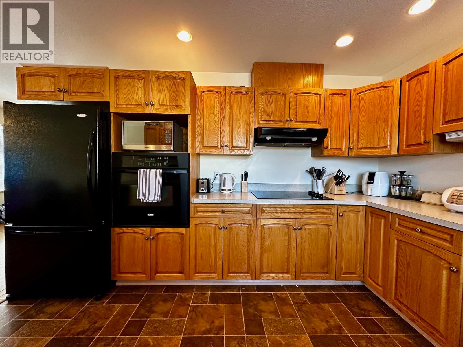 #A-B-3640 VICTORIA Drive, Smithers