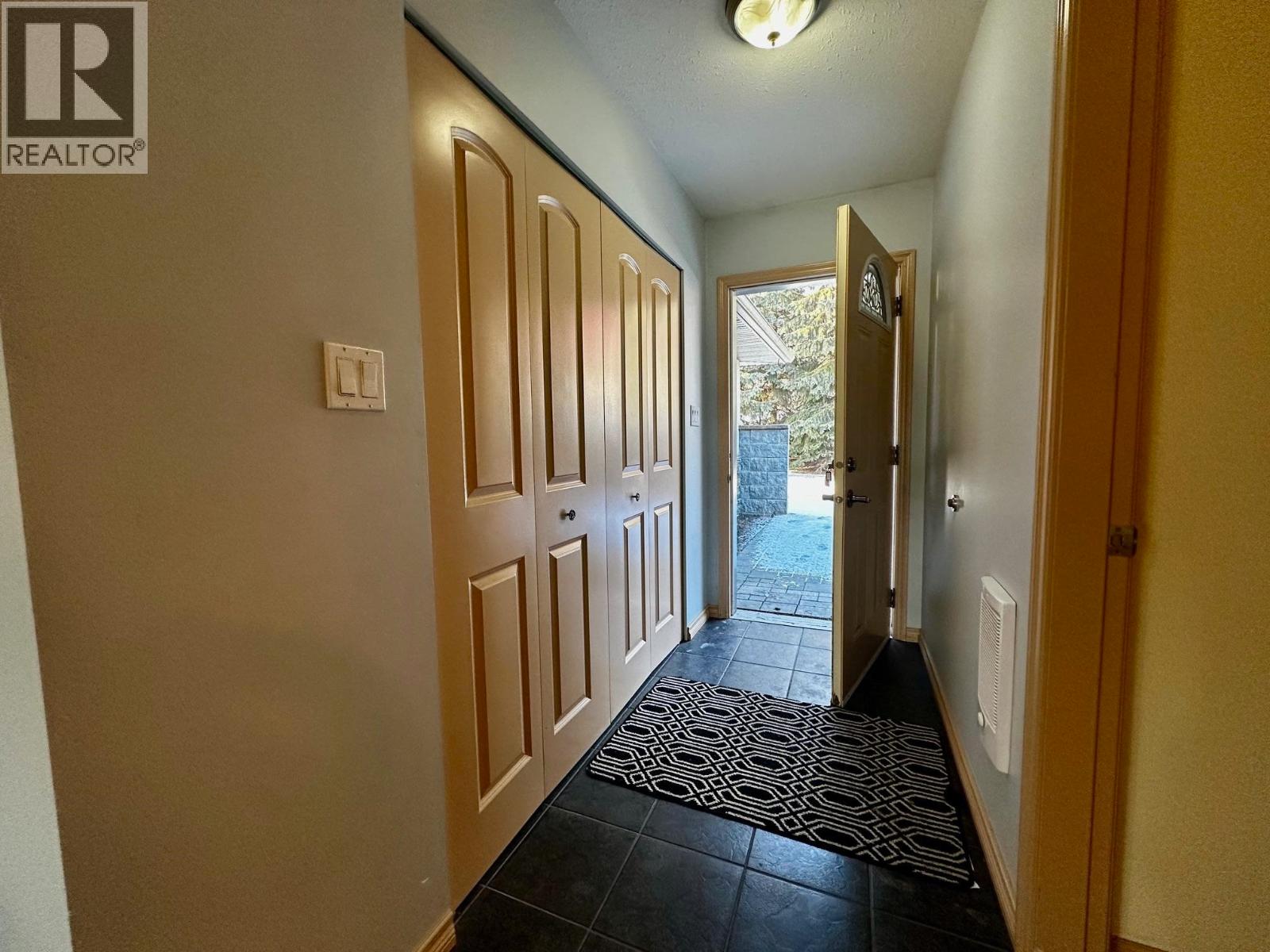 #A-B-3640 VICTORIA Drive, Smithers