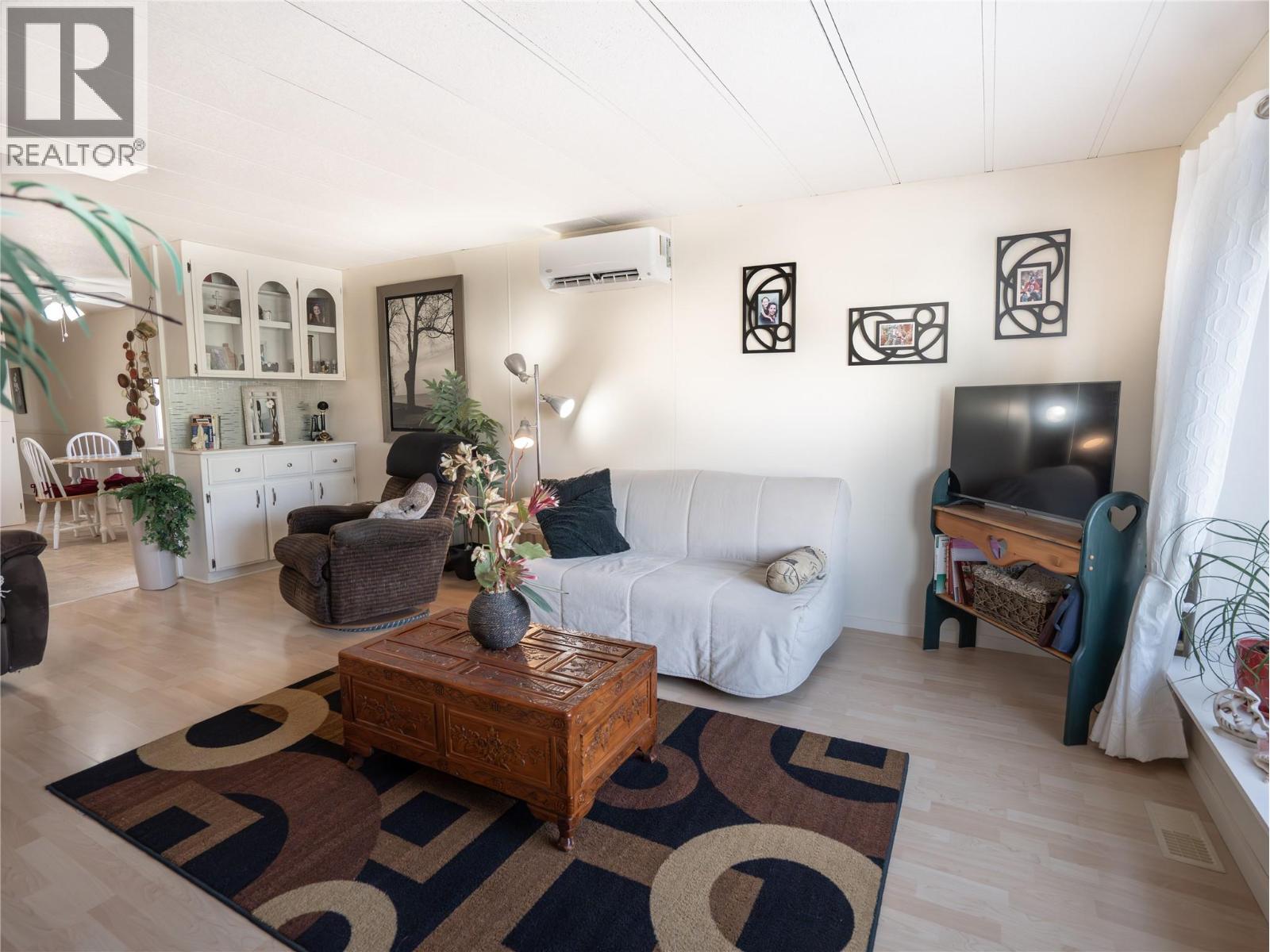 209 3105 South Main Street, Penticton