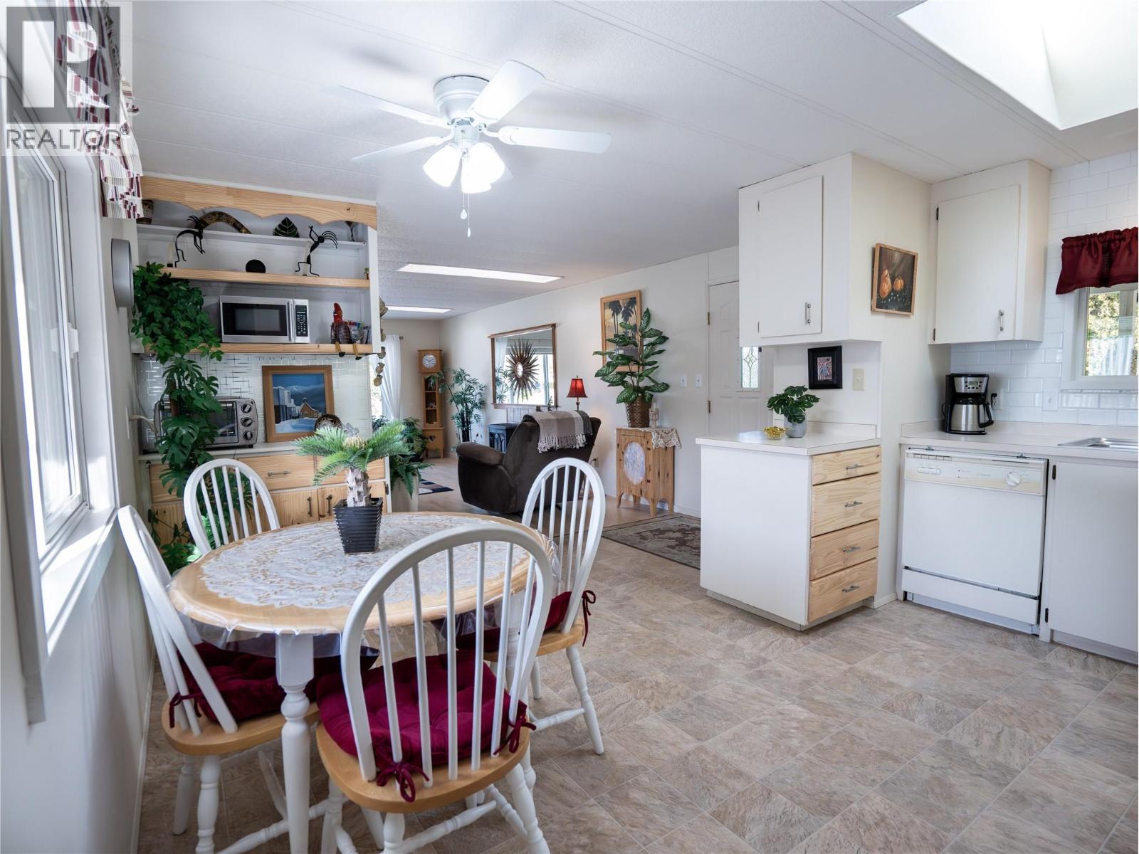 209 3105 South Main Street, Penticton