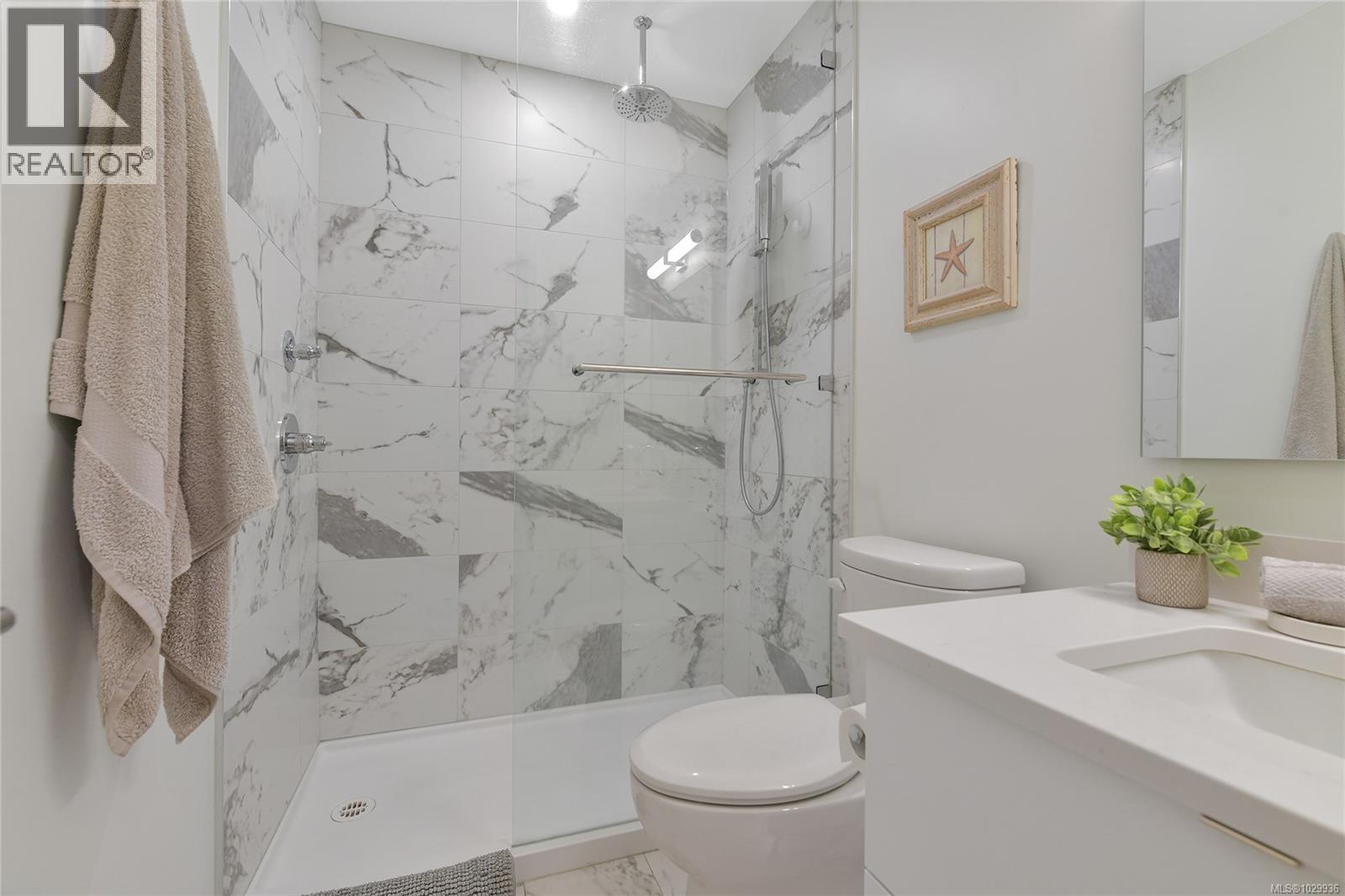 601 1628 Store Street, Victoria