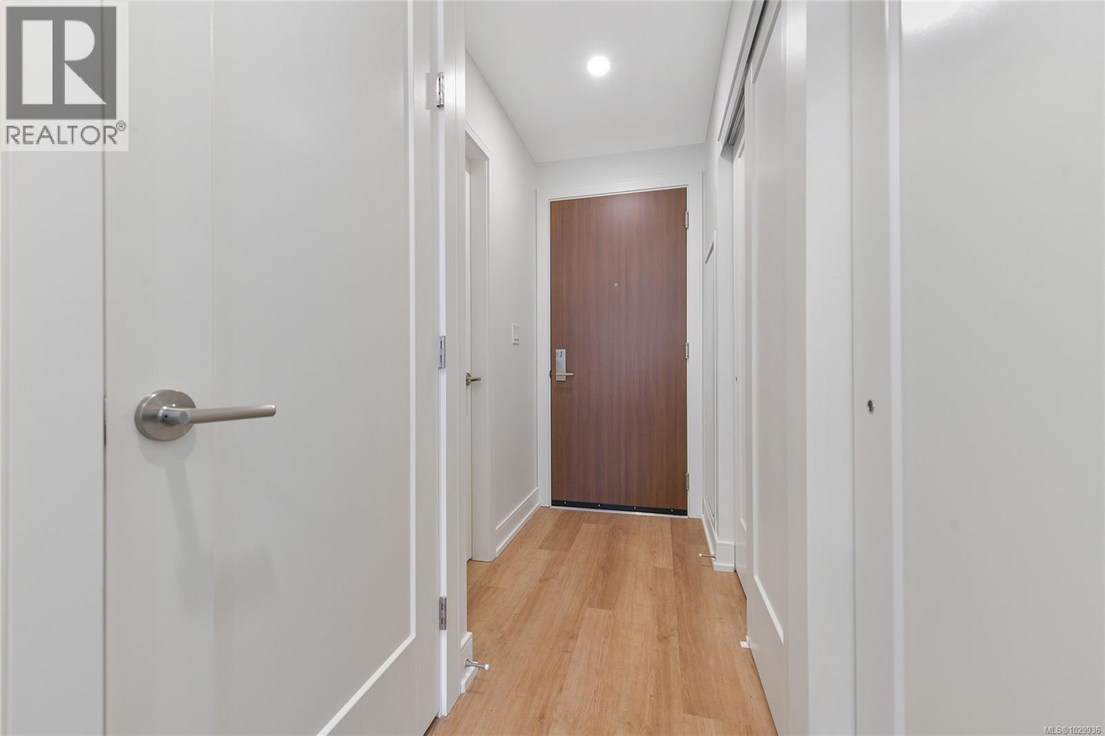 601 1628 Store Street, Victoria