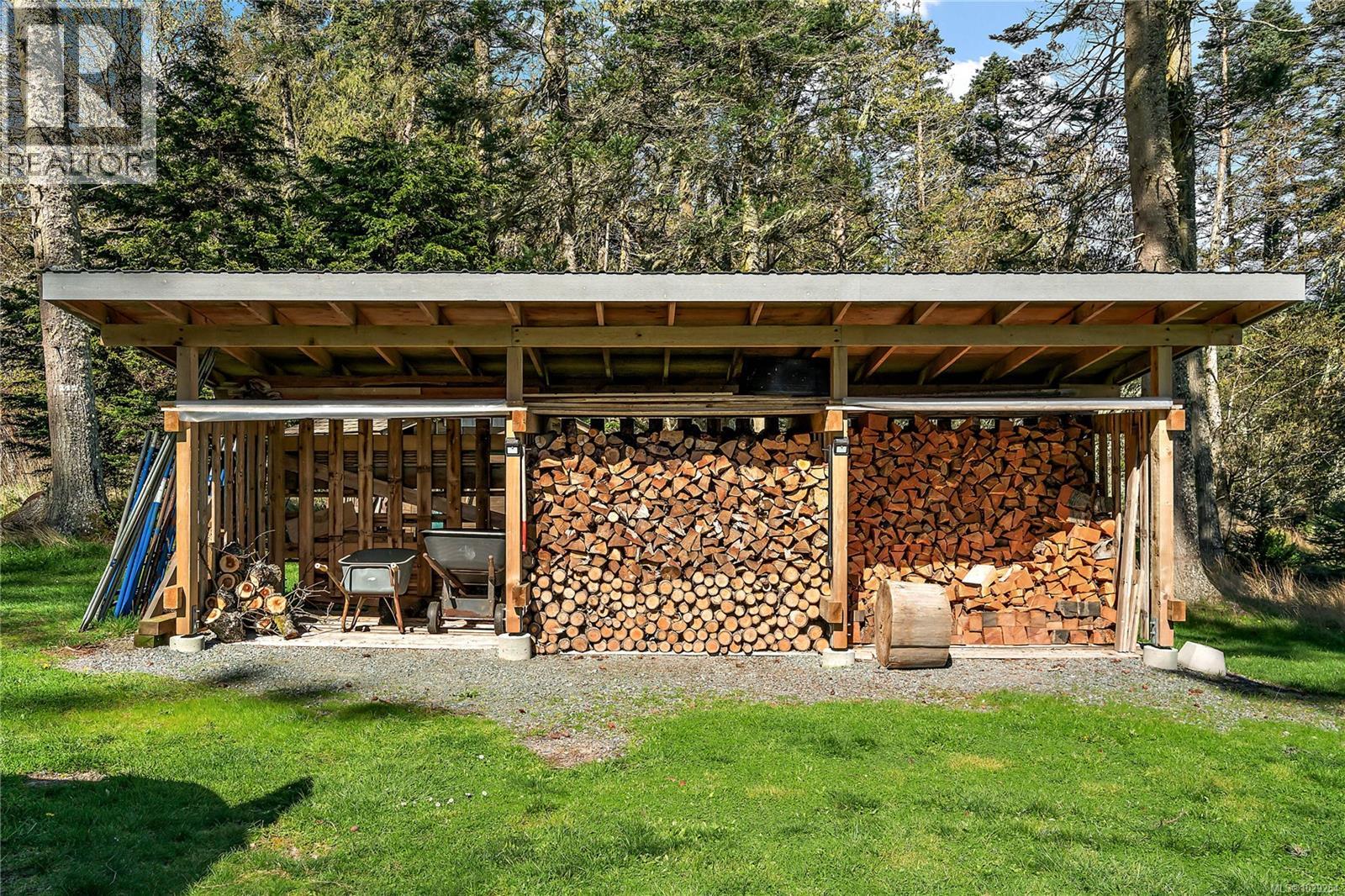 489 ARBUTUS SPUR - 41