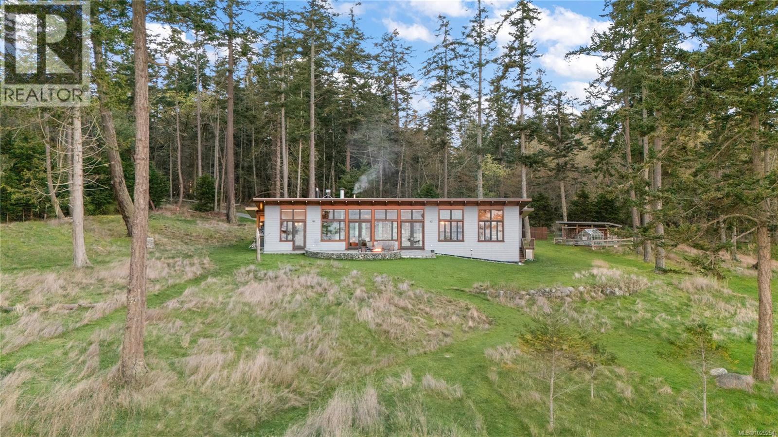 489 ARBUTUS SPUR - 48