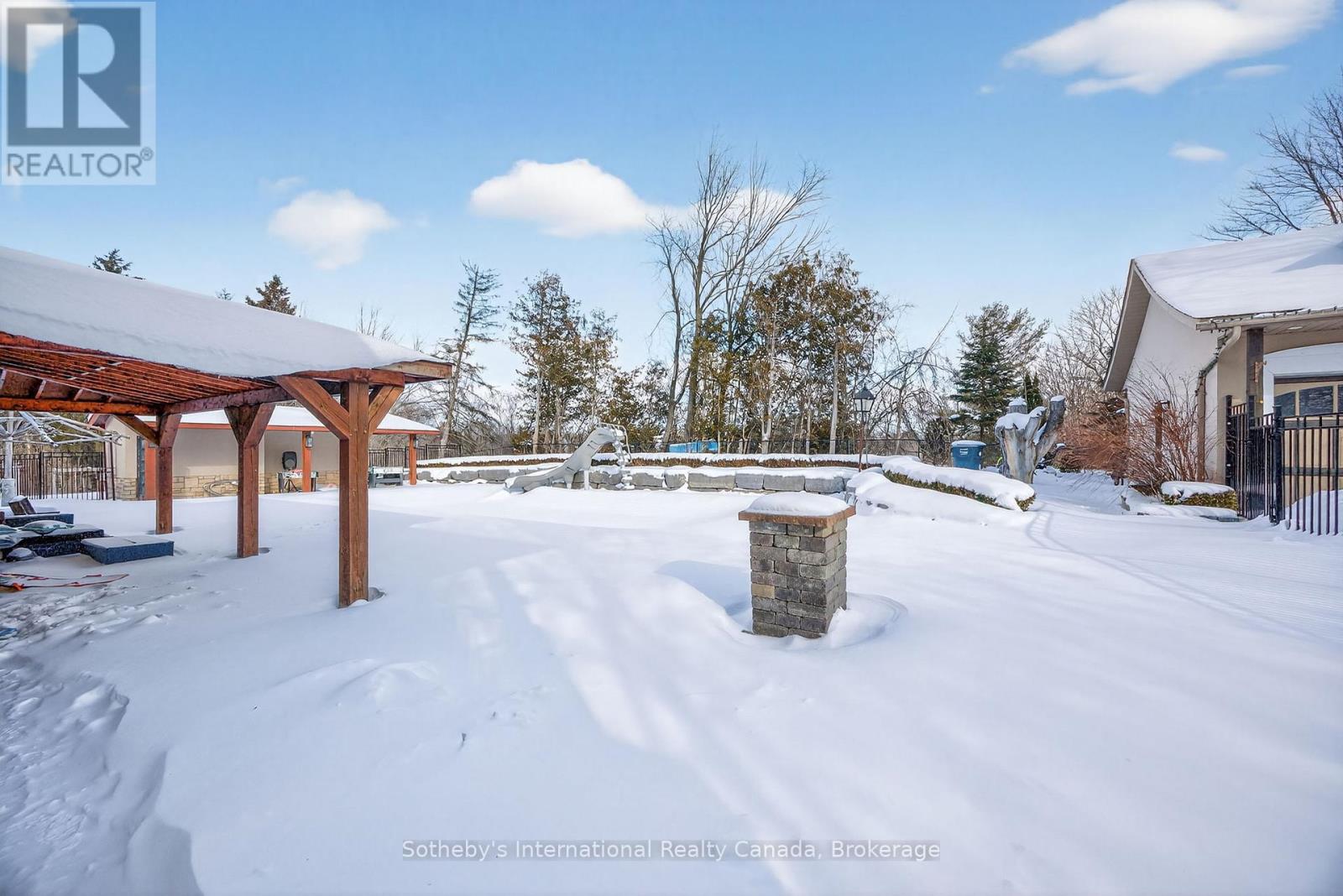 110 PALMER CIRCLE,Caledon (Palgrave),,