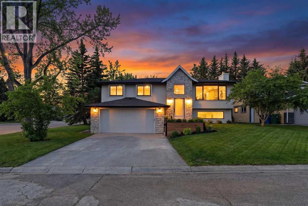 902 Varsity Estates Place NW, Calgary, Alberta