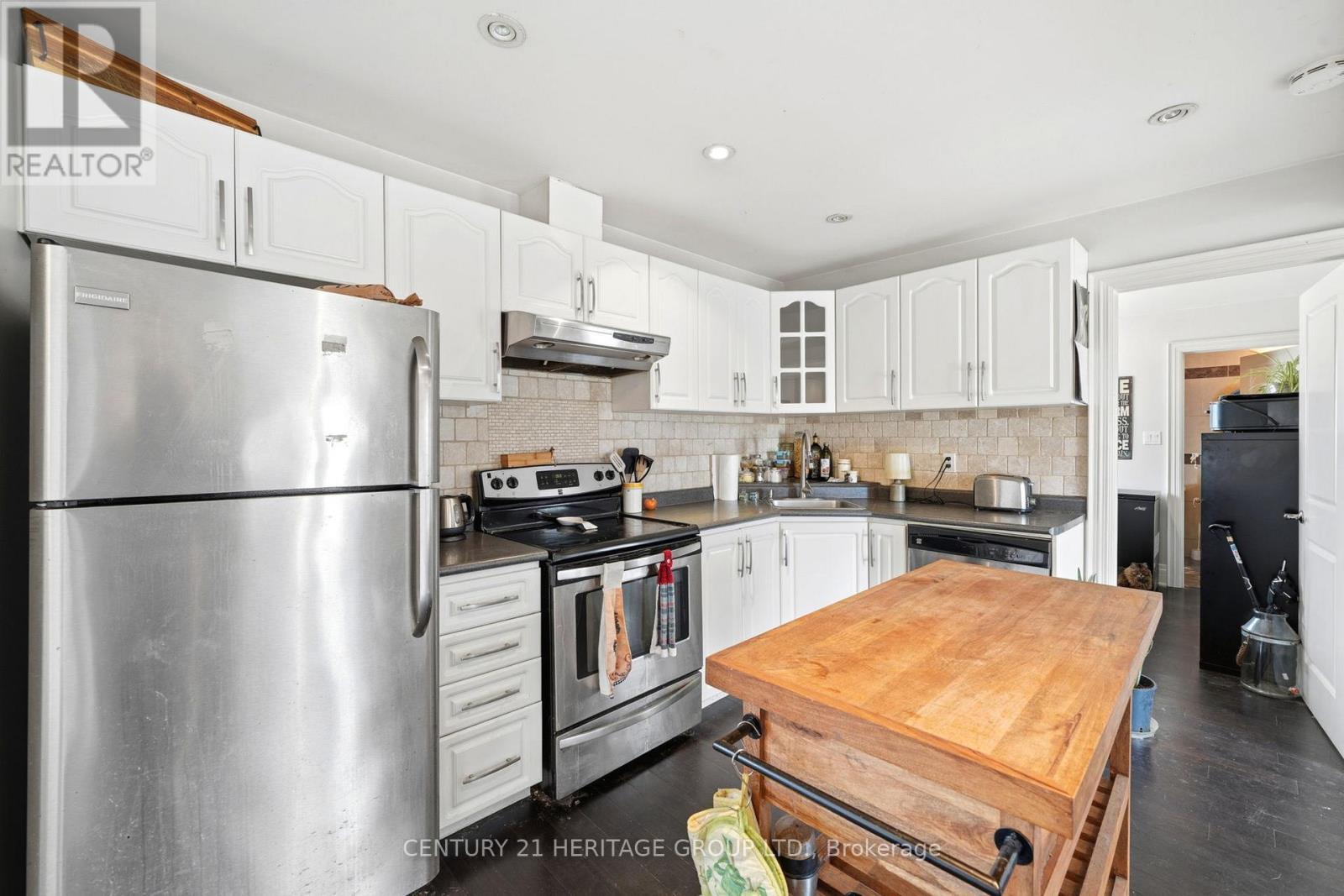 143 SILAS BOULEVARD - 10
