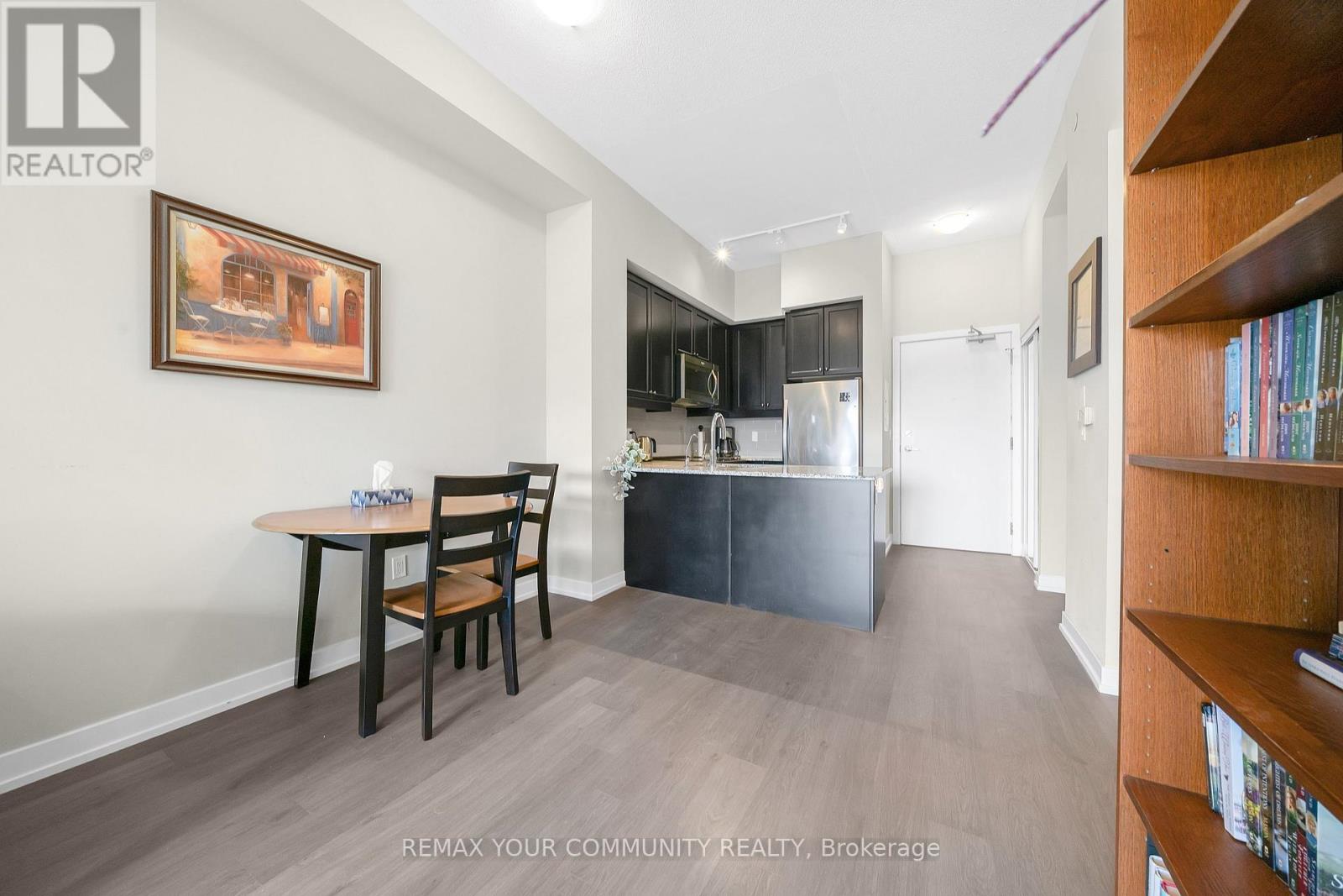 #PH401 555 WILLIAM GRAHAM DRIVE - 10