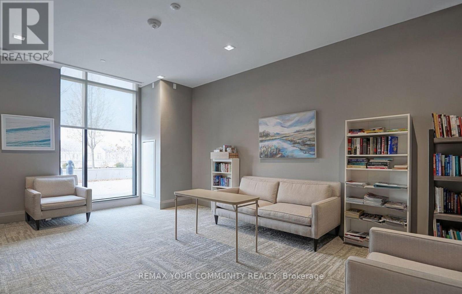 #PH401 555 WILLIAM GRAHAM DRIVE - 25
