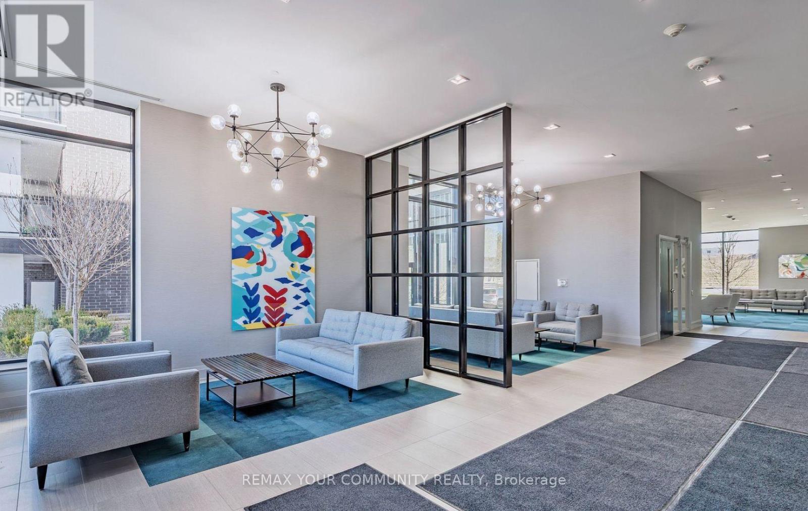 #PH401 555 WILLIAM GRAHAM DRIVE - 34