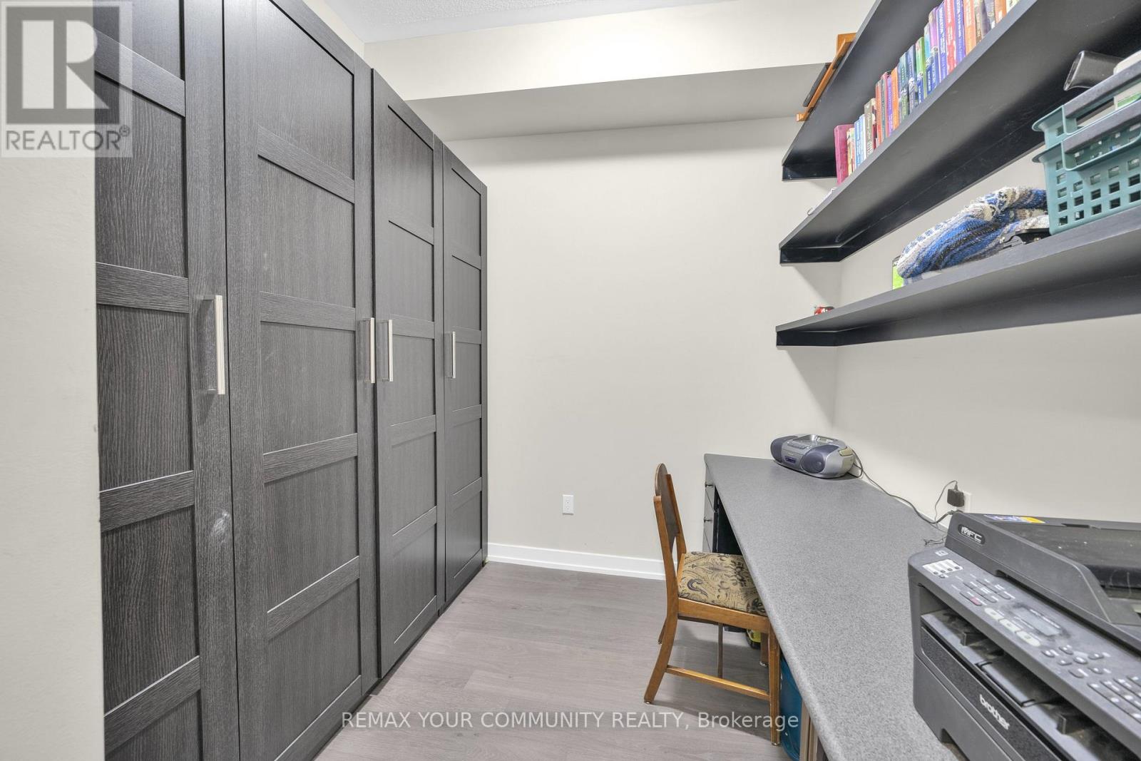 #PH401 555 WILLIAM GRAHAM DRIVE - 5