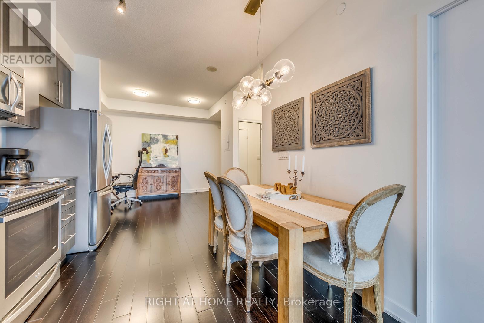 #3911 4011 BRICKSTONE MEWS - 18