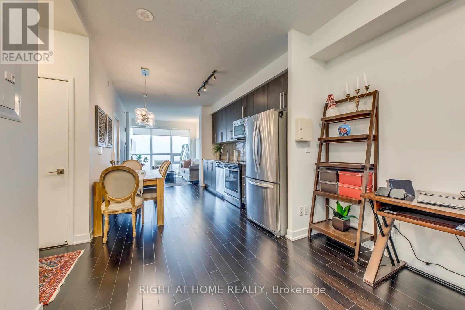 #3911 4011 BRICKSTONE MEWS - 9