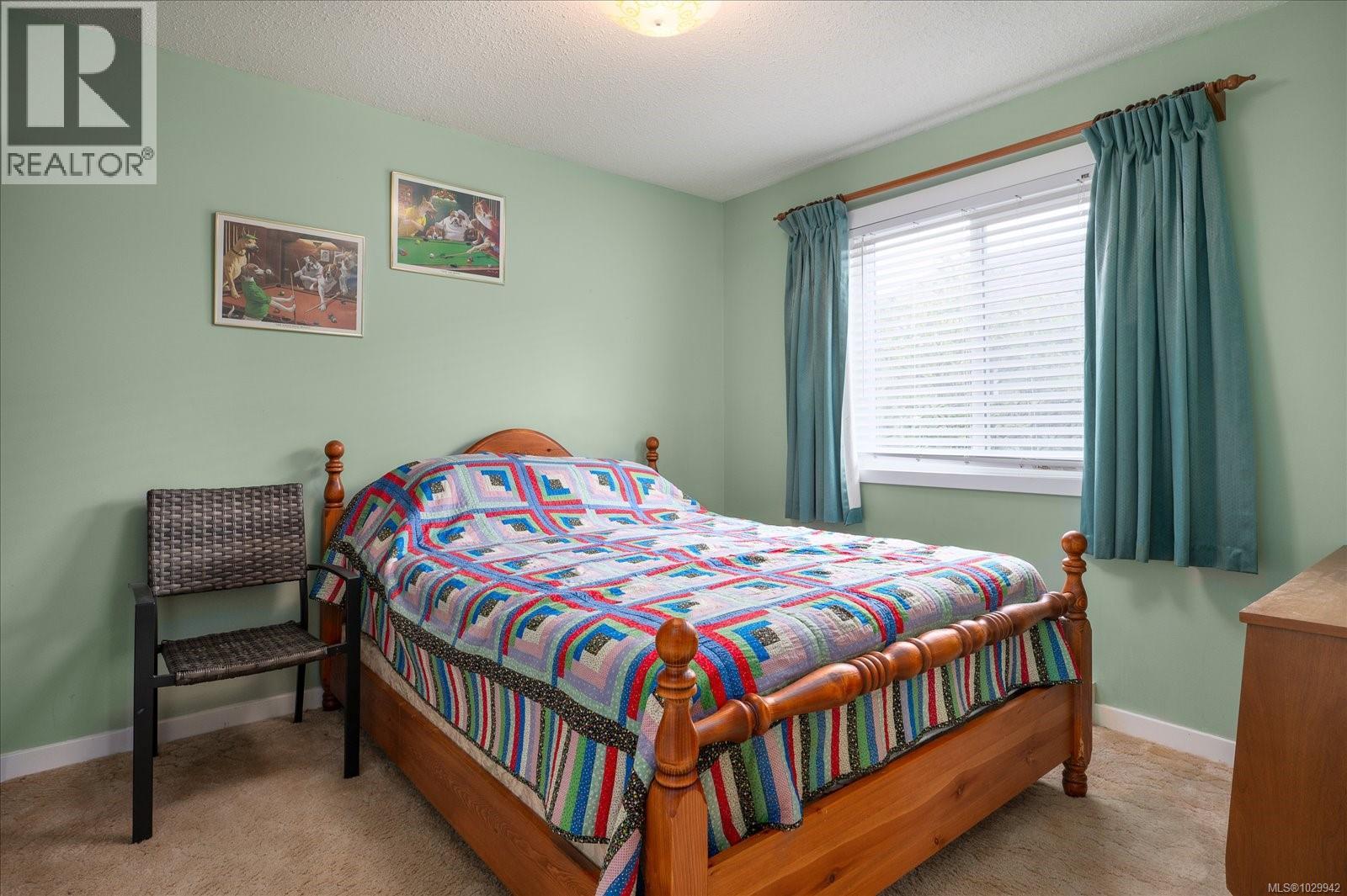 108 DAVIES LANE - 22