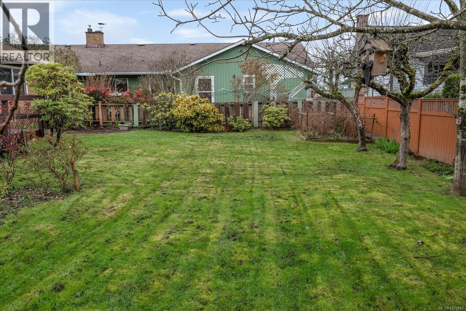 108 DAVIES LANE - 30