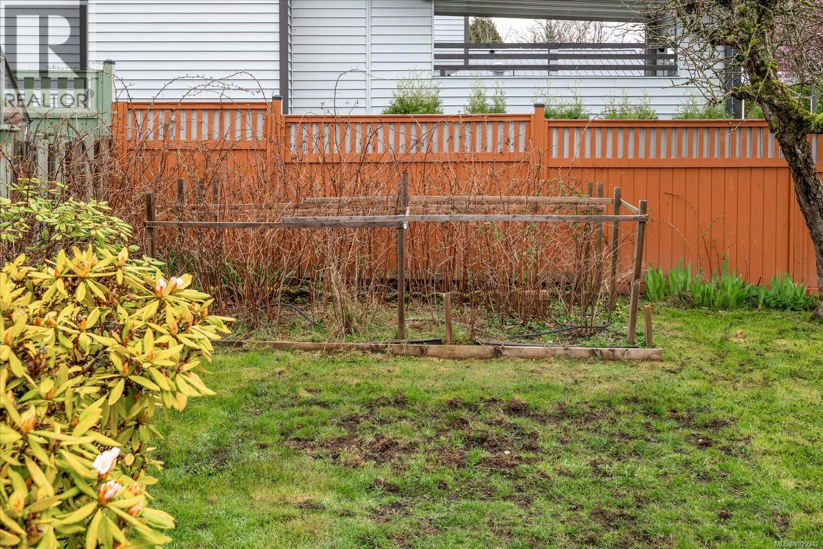 108 DAVIES LANE - 31