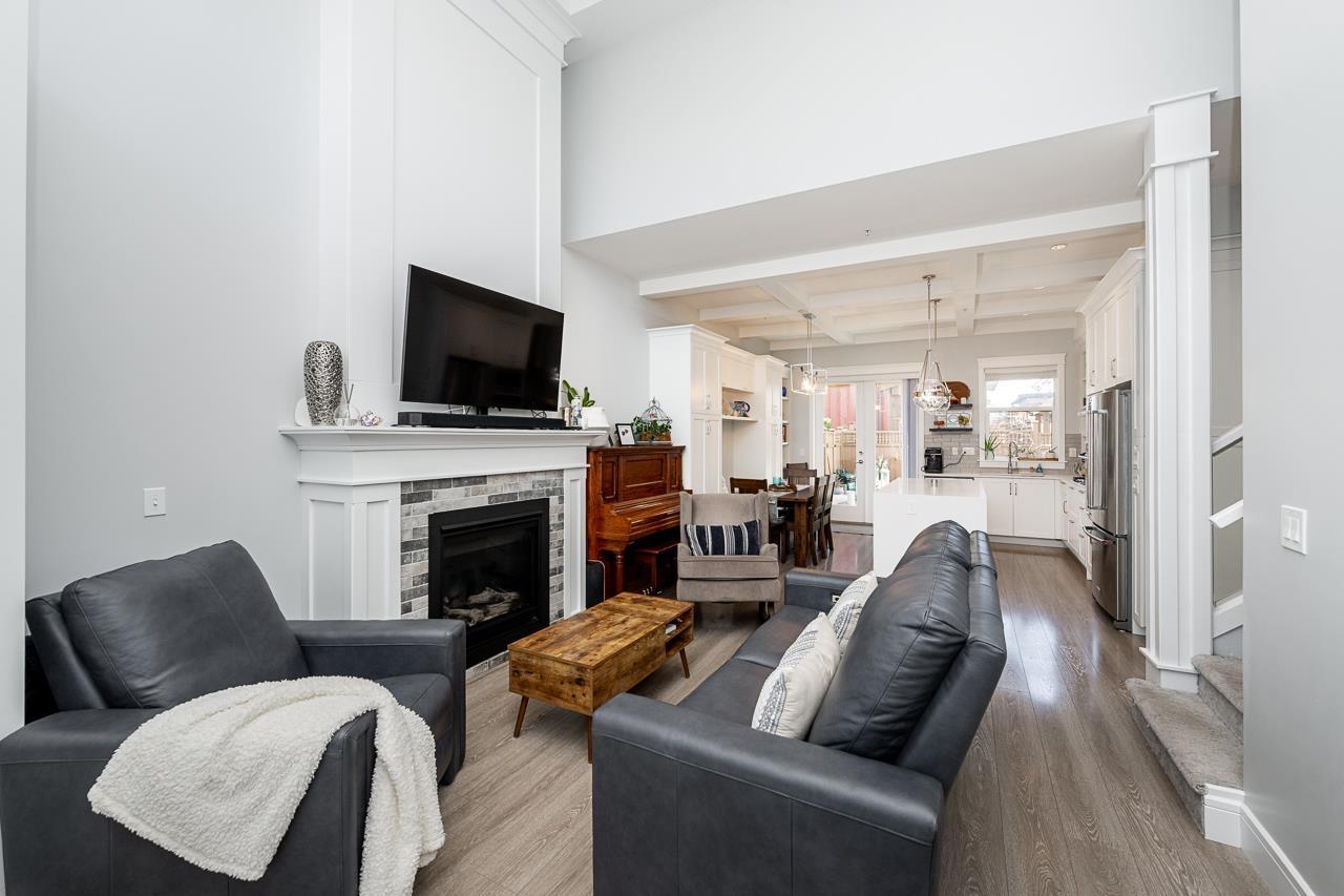 9 4750 228 STREET, Langley