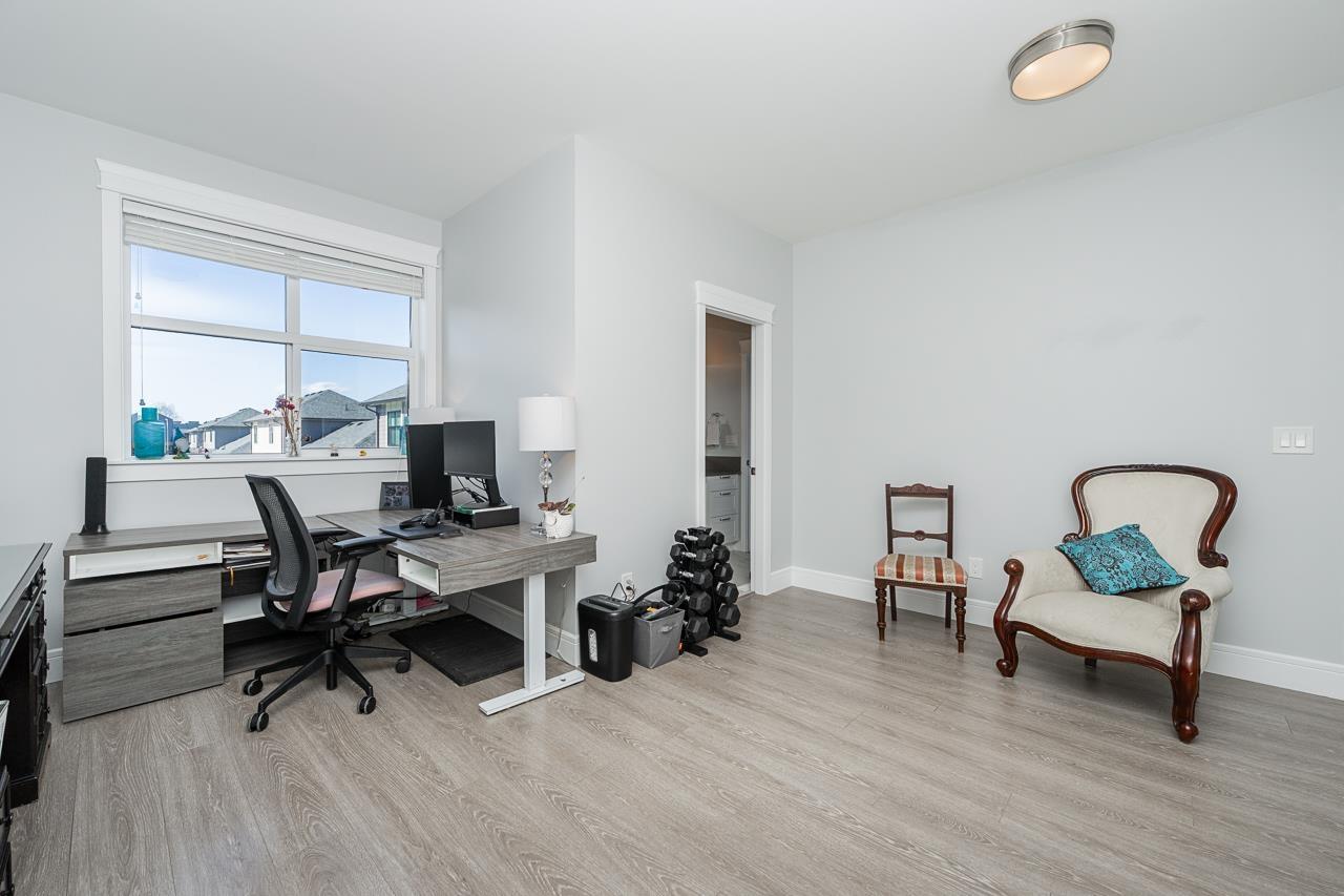 9 4750 228 STREET, Langley