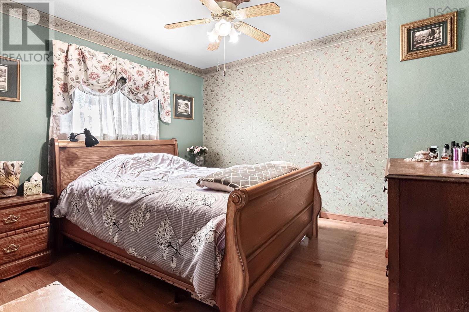 Property 22 of 25 of 104 Taranaki Drive