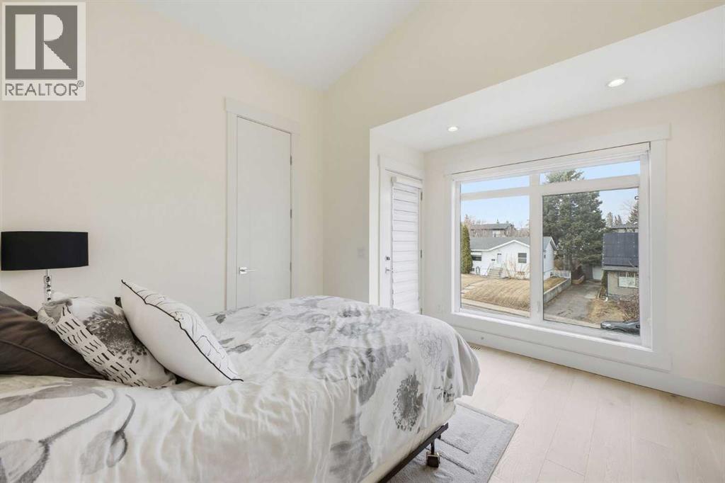 Single Family House for Sale in   Street SW Shaganappi Calgary 