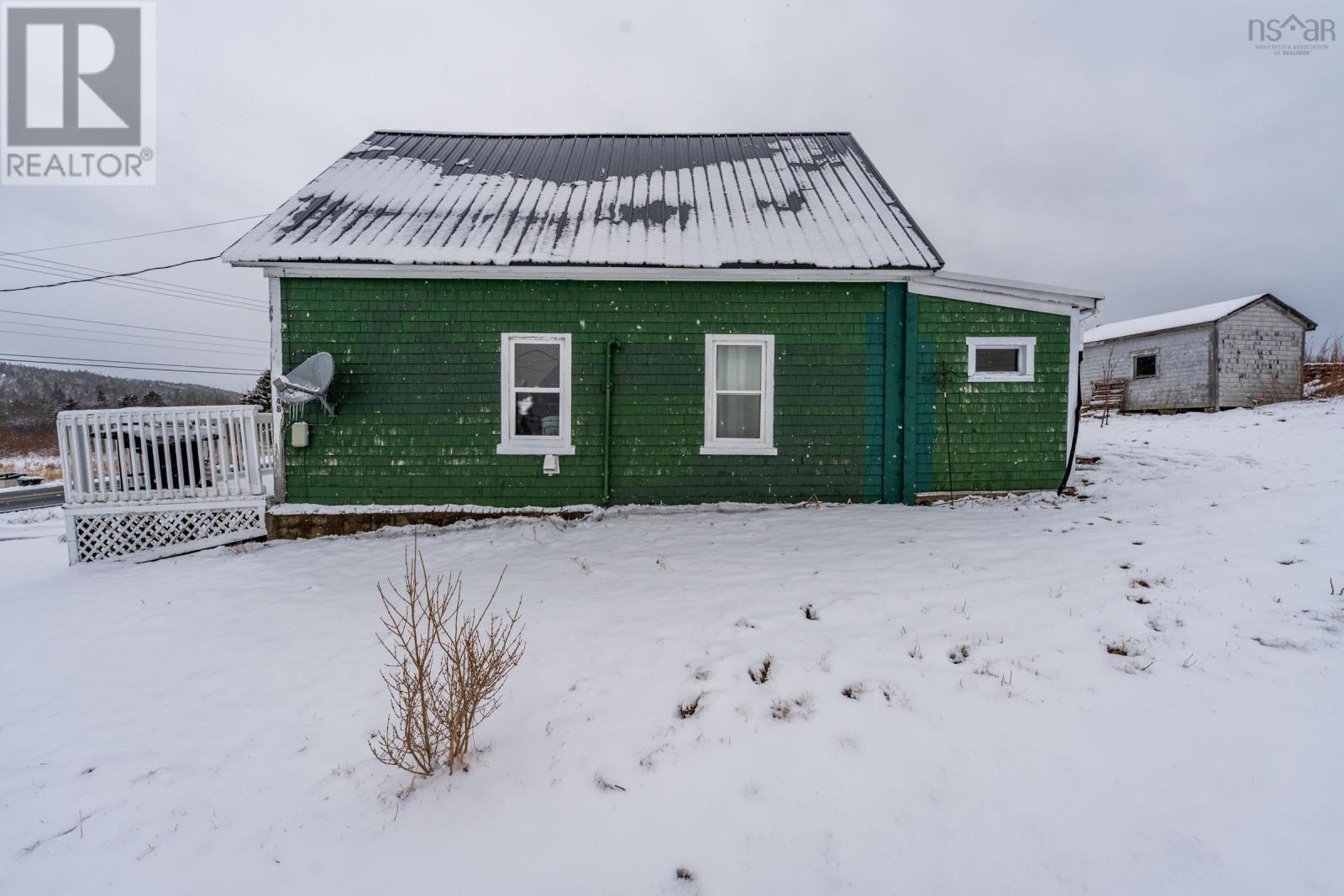 Property 19 of 24 of 3148 Highway 217