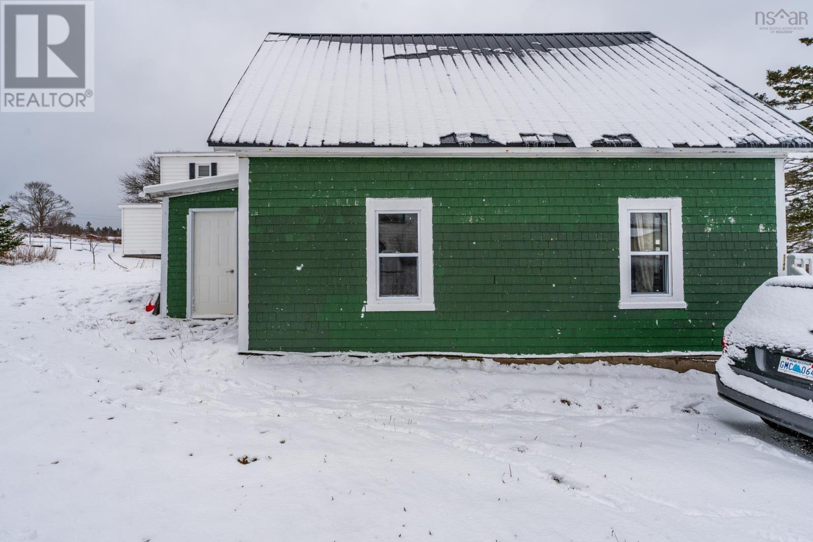 Property 15 of 24 of 3148 Highway 217