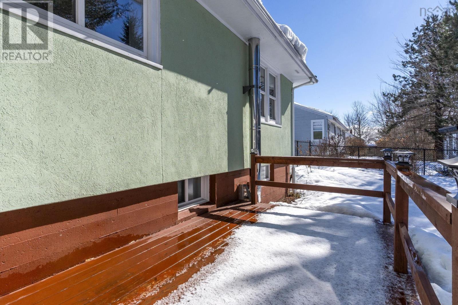 Property 25 of 49 of 30 Penhorn Drive