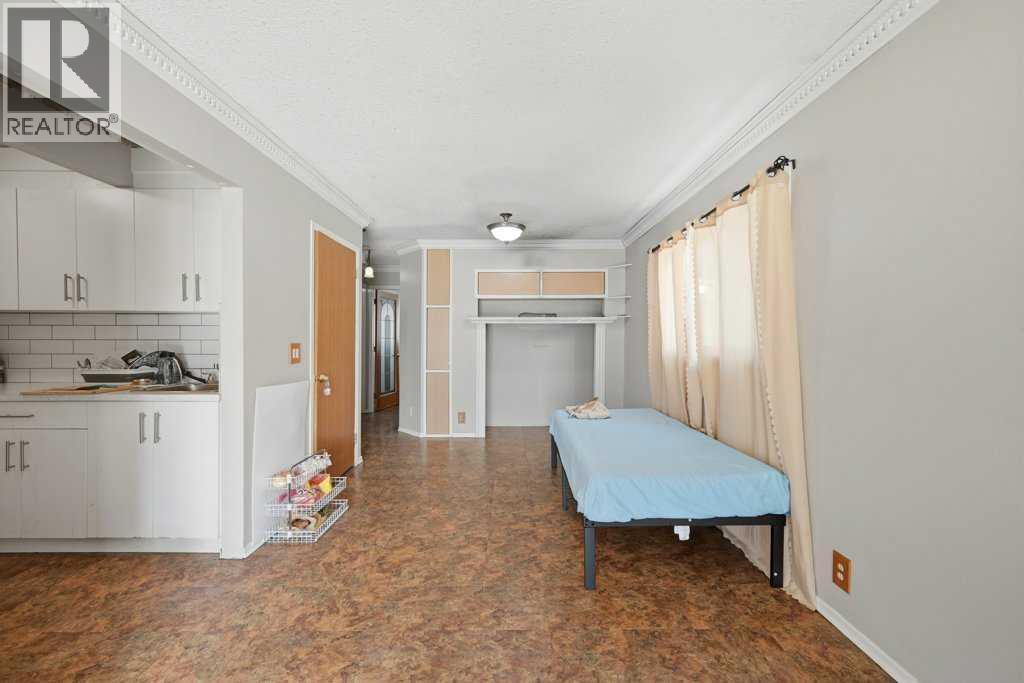 Single Family House 4 Level for Sale in  Macewan Meadow Way NW MacEwan Glen Calgary 