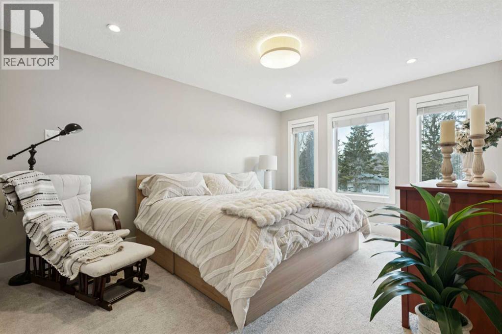 Single Family House for Sale in   Avenue NW Montgomery Calgary 